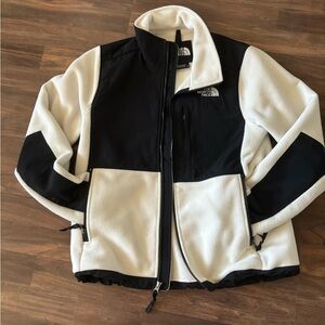 The North Face Classic Denali Fleece Full Zip Jacket